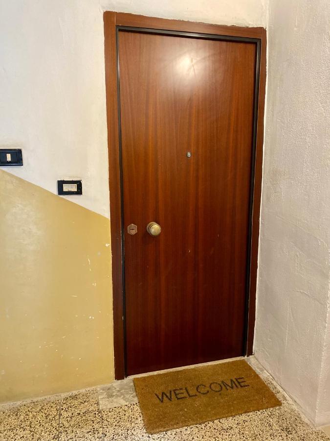 Pisani Apartment Бари Екстериор снимка