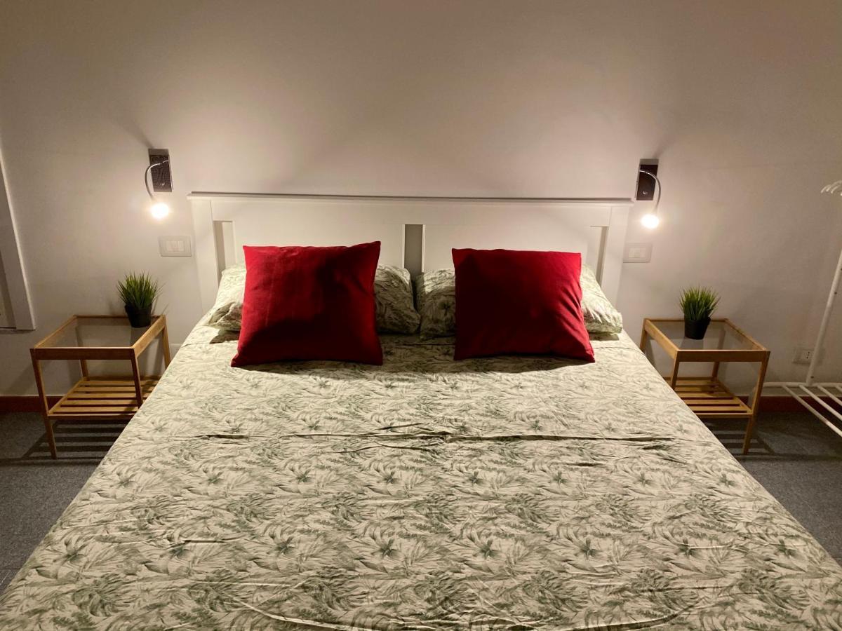 Pisani Apartment Бари Екстериор снимка